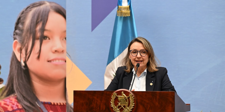 La ministra de Ambiente, Patricia Orantes, en La Ronda.