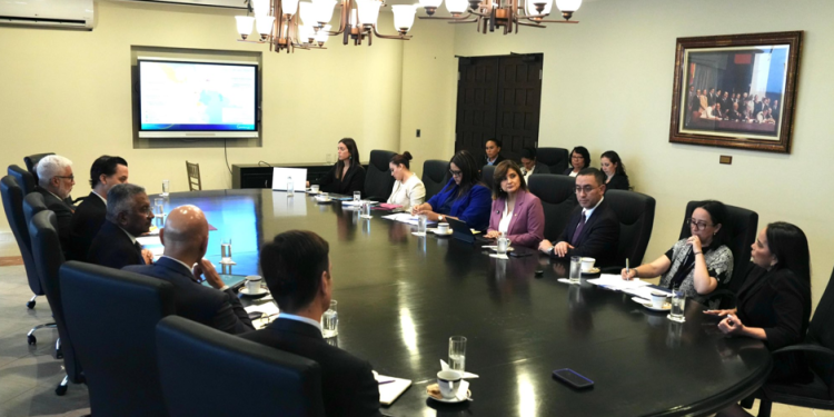 Vicepresidenta desarrolla encuentros en Panamá para el impulso de la ciencia y tecnología. (Foto: Vicepresidencia de la República)