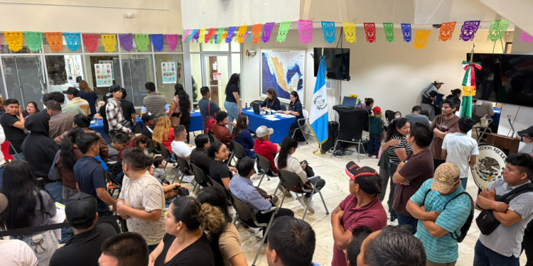 Consulados móviles brindaron más de 8 mil servicios a connacionales en Estados Unidos. / Foto: Minex.