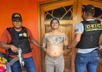 De acuerdo con los registros policiales, alias "Cartoon" o "Enano" es un miembro activo de una clica del "Barrio 18". / Foto: PNC.