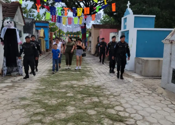 Con este operativo, la Policía Nacional Civil reafirma su compromiso de brindar acompañamiento y protección a las familias guatemaltecas. / Foto: PNC.
