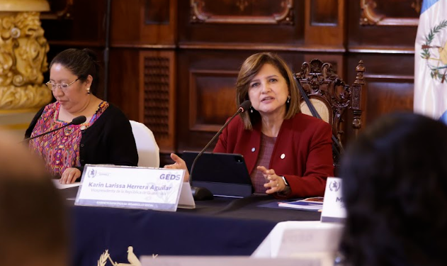 Vicepresidenta lideró Gabinete Específico de Desarrollo Social. (Foto: Vicepresidencia)