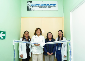 La vicepresidenta inauguró las instalaciones renovadas del Banco de Leche en el Hospital Nacional de Puerto Barrios, Izabal. (Foto: Vicepresidencia)