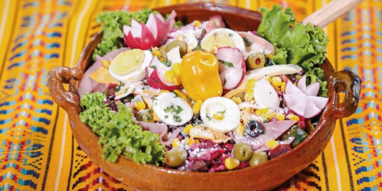 Fiambre, el platillo típico del Día de Todos los Santos./Foto: MCD.