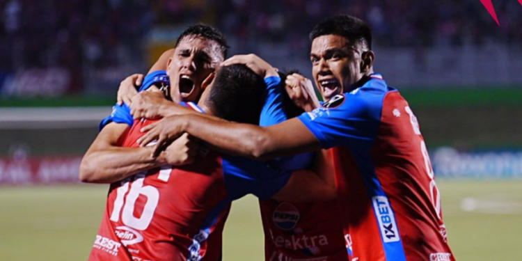 Xelajú hace historia y clasifica a la final de la Copa Centroamericana 2025