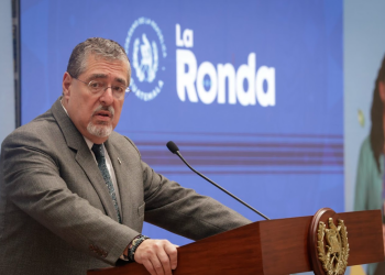 Presidente Bernardo Arévalo en La Ronda./Foto: Dickéns Zamora.