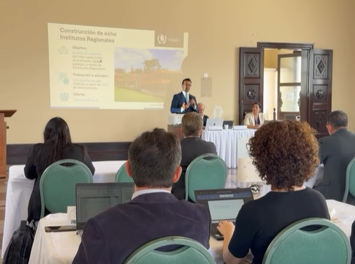 Avanzan diálogos para la construcción de los Institutos Regionales en el país