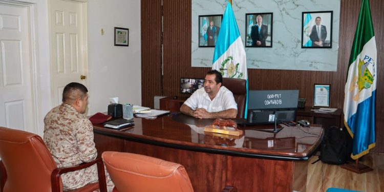 Dan seguimiento a los avances y alcances del Servicio Cívico Militar en Petén