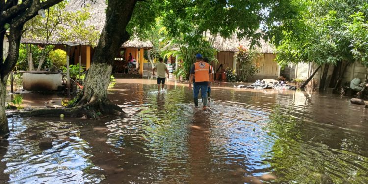 Sistema Conred atiene más de 2 mil emergencias por lluvias en el país