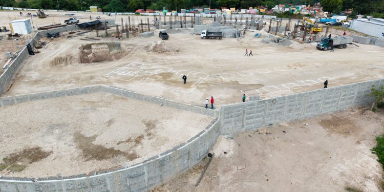 UCEE avanza en la construcción de moderna escuela en Gualán, Zacapa. (Foto: UCEE)