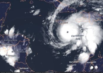 El huracán Melissa, de categoría 4, avanza lentamente en el Caribe rumbo a Jamaica y Cuba.