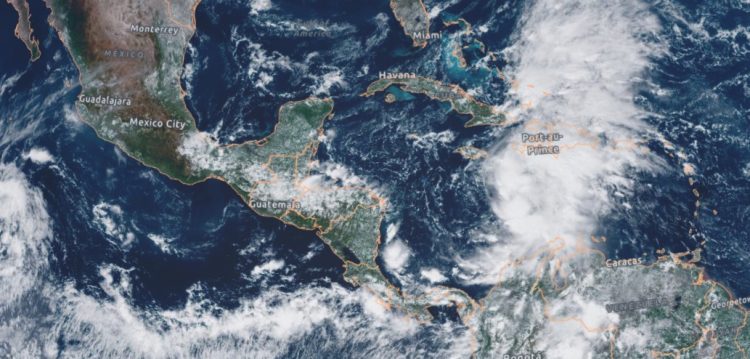 La tormenta Melissa se traslada de manera errática en el Caribe, por lo que pone en alerta a cuatro países del área.