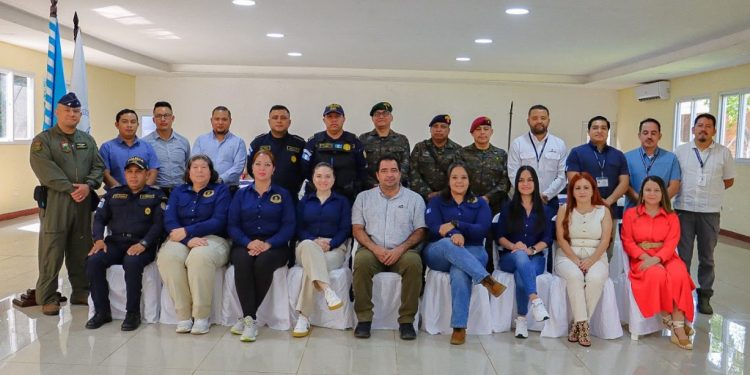 Instituciones del Sistema Nacional de Seguridad presentan avances en Petén
