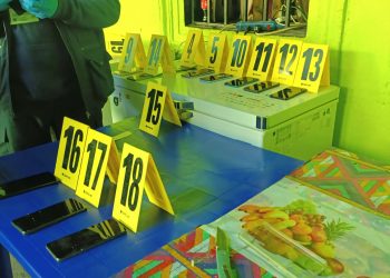 Durante una requisa en la cárcel preventiva para mujeres de la ciudad de Quetzaltenango se localizaron 18 celulares y otros objetos ilícitos.