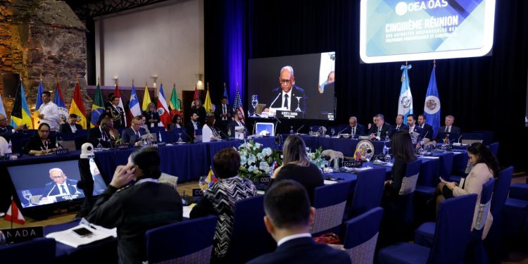 El secretario general adjunto de la OEA, Albert Ramin, durante la apertura de la Quinta Reunión de Autoridades Responsables de Políticas Penitenciarias de los Estados Miembros de la OEA.