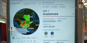 La participación en este foro marca el inicio de una nueva etapa para la política agrícola del país, que busca incorporar tecnología Agrotech como eje central. / Foto: MAGA.