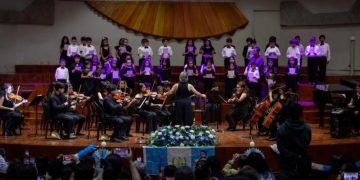 Coro infantil, conformado por todos los niños del Programa de Iniciación Musical (PIM) del Conservatorio Nacional de Música. Foto: MCD