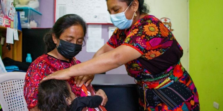 Desarrollan Simposio Nacional de Partería para fortalecer la atención materna en comunidades rurales. (Foto: archivo)
