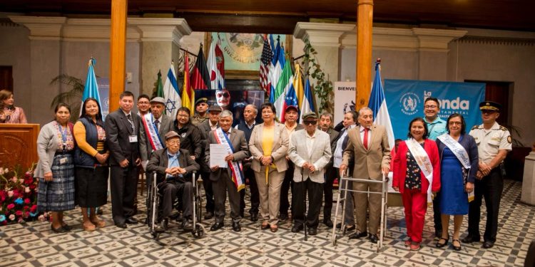 Destacan el ejemplo de vida, esfuerzo y compromiso de los adultos mayores en Quetzaltenango