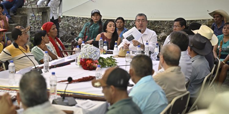 Presidente inicia gira de trabajo en Camotán, Chiquimula