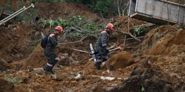 Brigada Humanitaria y de Rescate del Ejército de Guatemala desplegó a su personal especializado para realizar trabajos de búsqueda y rescate / Foto: Ejército