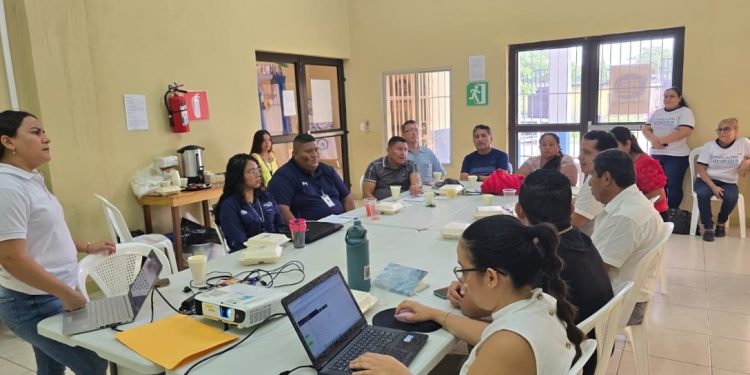 INAP desarrolla taller de fortalecimiento a organizaciones de sociedad civil en Petén