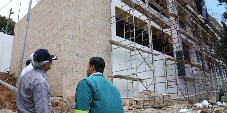 Avanza construcción de escuela en Valles de San Arturo, Fraijanes