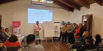 Red de Servicios de Salud de Escuintla desarrollan jornada de capacitación para prevenir el cáncer