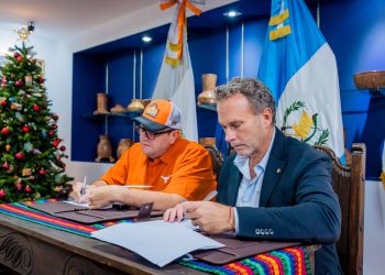 Convenio fortalece el desarrollo turístico de Sipacate