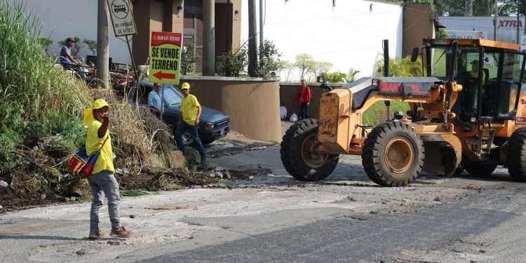 Inician los trabajos en la carretera San Francisco Zapotitlán – Mazatenango