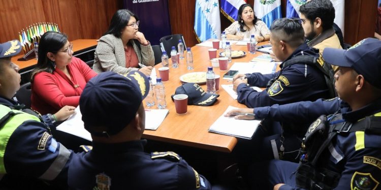 Mesa de Seguridad de Guatemala acompaña la conformación de nuevas Policías Municipales de Tránsito