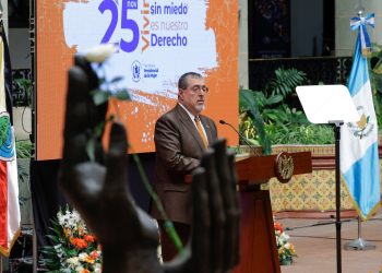 El presidente Bernardo Arévalo aseguró que el Estado dejó de excluir a las mujeres y ahora las incluye de manera activa.