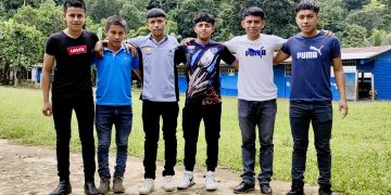 Beneficiarios de la Beca de Educación Media del Mides./Foto: Mides.