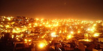 Aunque la contaminación lumínica continúa expandiéndose, expertos aseguran que es más fácil de revertir.