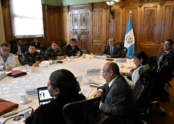 Presidente Bernardo Arévalo lidera primera reunión del Comité Presidencial para la Reactivación Ferroviaria