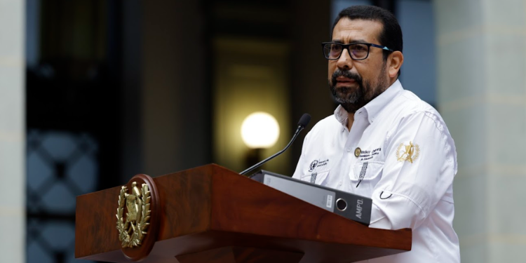 El viceministro Técnico de Educación, Francisco Cabrera compartió que el 18 de noviembre finalizará el ciclo escolar. (Foto: Alex Jacinto)