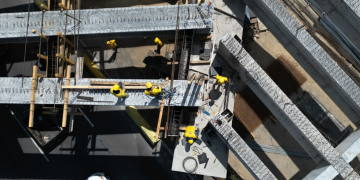 Paso a desnivel en la calzada Roosevelt avanza./Foto: FSS.