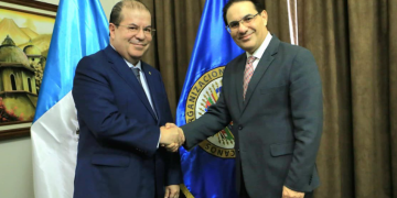 Este acercamiento consolida una relación de amistad y cooperación constante entre el Gobierno de Guatemala y la OEA. / Foto: Mingob.
