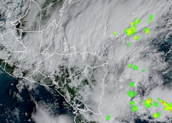 Conred recomienda tomar precauciones ante fuertes vientos./Foto: NOAA.