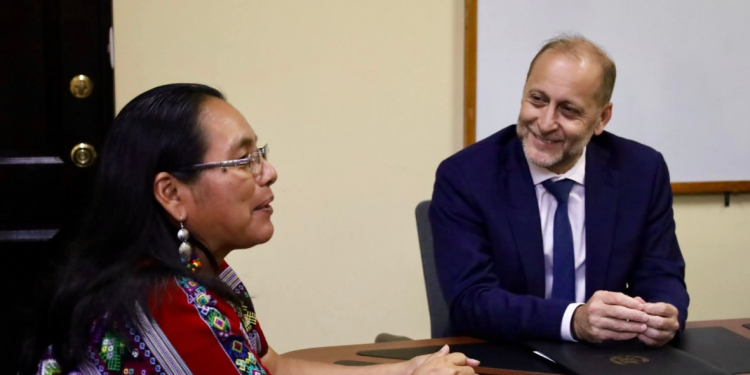 Seprem y PNUD firman memorándum para garantizar cumplimiento de los derechos de las mujeres./Foto: Seprem.