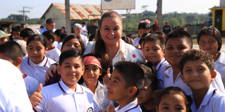 Ministerio de Educación consolida avances históricos en infraestructura, transparencia y programas de apoyo escolar. (Foto: Mineduc)