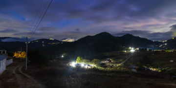 INDE ha intervenido más de 13 millones de quetzales en electrificación en San Bartolomé Jocotenango, Quiché. (Foto: INDE)