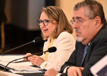 La ministra de Ambiente resaltó el componente medioambiental del acuerdo con Estados Unidos sobre los aranceles. / Foto: Álvaro Interiano, archivo.