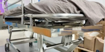 Hospital San Juan de Dios recibe 15 camillas nuevas./Foto: MSPAS.