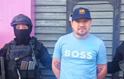 Capturan al extraditable número 32 del 2025./Foto: PNC.