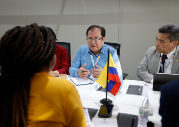 El ministro de Energía y Minas junto al viceministro de Recursos Naturales participan en la Conferencia de las Naciones Unidas sobre el Cambio Climático 30. (Foto: MARN)