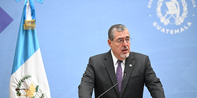 Presidente Bernardo Arévalo hace un llamado al congreso de la república a priorizar la agenda legislativa propuesta por el Ejecutivo.