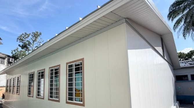 UCEE instala módulo prefabricado en centro de Salud de Santo Tomás de Castilla./Foto: UCEE.