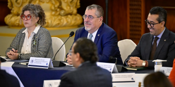 Presidente en cuarta reunión del MINAPA 2025.