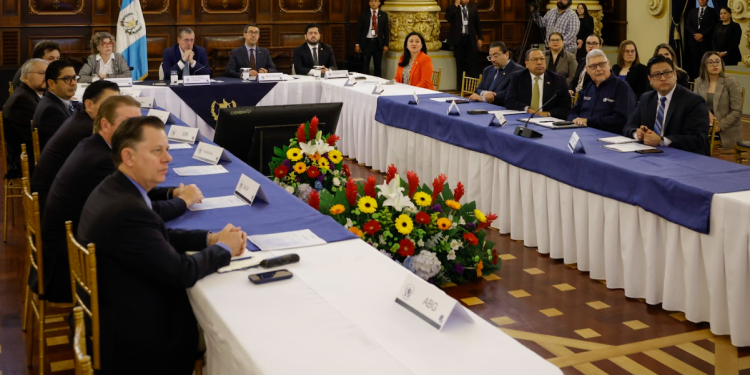 A un paso de alcanzar el grado de inversión. Mesa Interinstitucional para el Análisis de la Calificación de país (Minapa)2025.